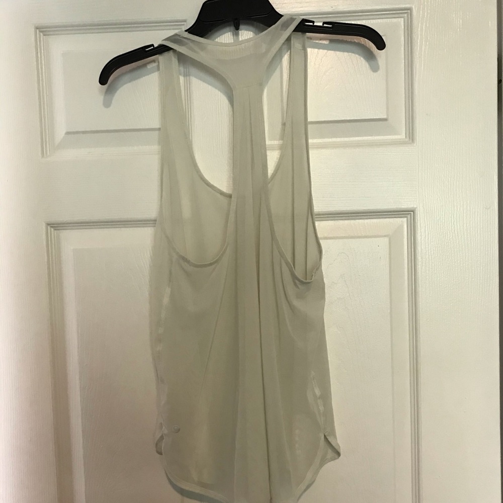 Off white Lululemon workout tank size 10.